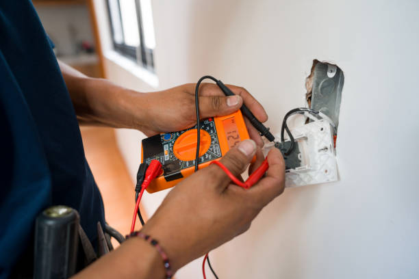 Best Electrical Contractors for Businesses  in Toppenish, WA